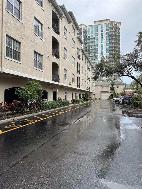 501 KNIGHTS RUN AVENUE # 2106, TAMPA, FL 33602