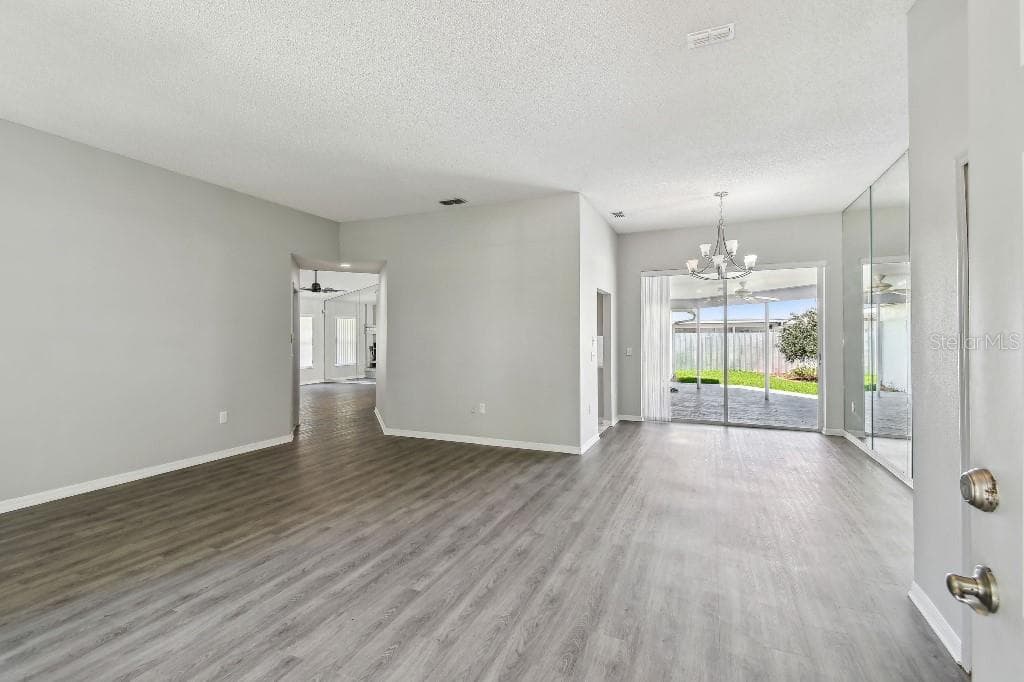 915 BRITTANY PARK BOULEVARD, TARPON SPRINGS, FL 34689 — zdjęcie 5