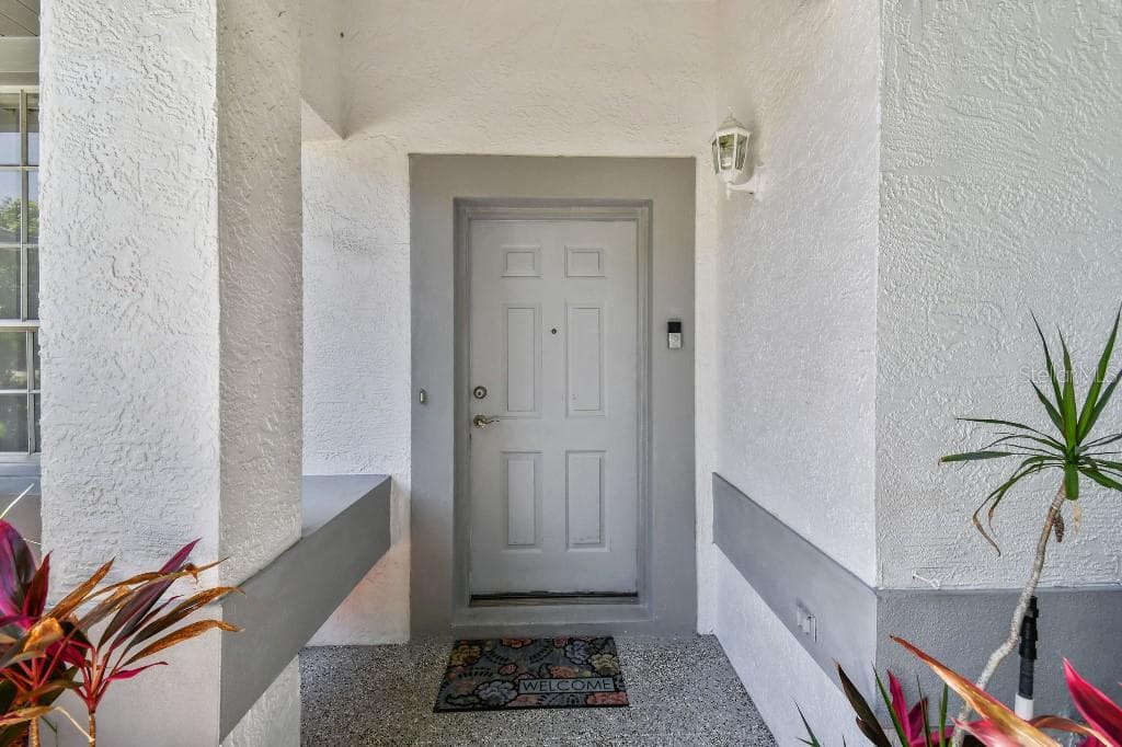 915 BRITTANY PARK BOULEVARD, TARPON SPRINGS, FL 34689 — zdjęcie 4