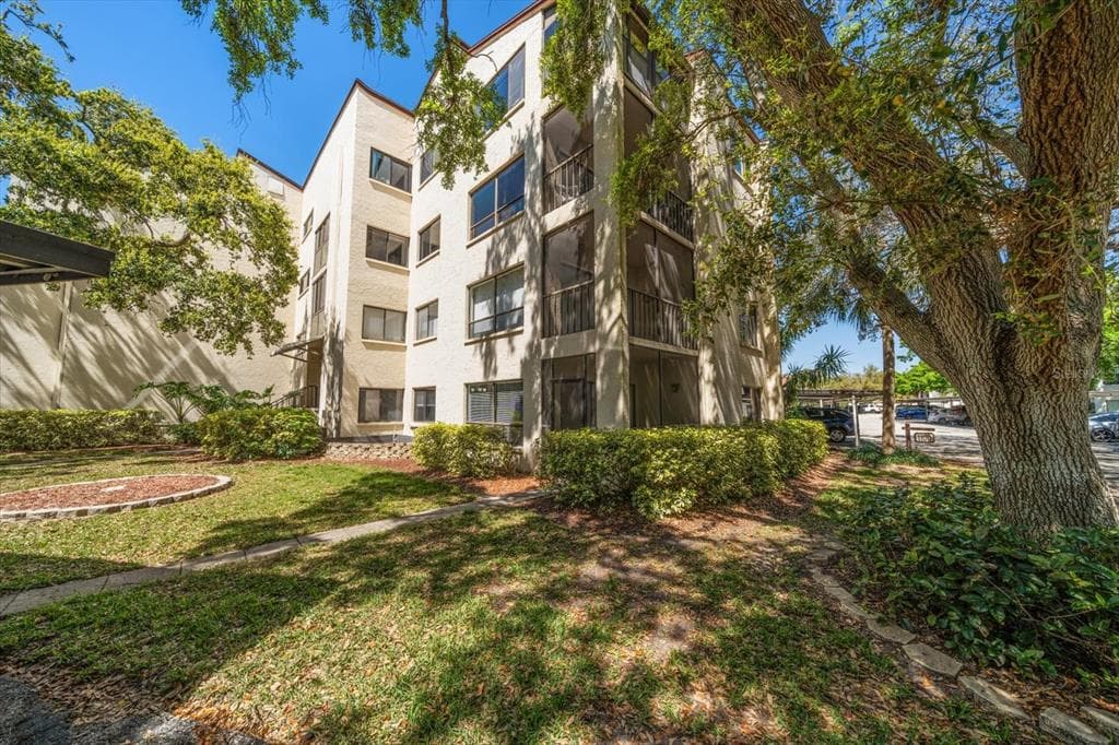 700 STARKEY ROAD # 1111, LARGO, FL 33771