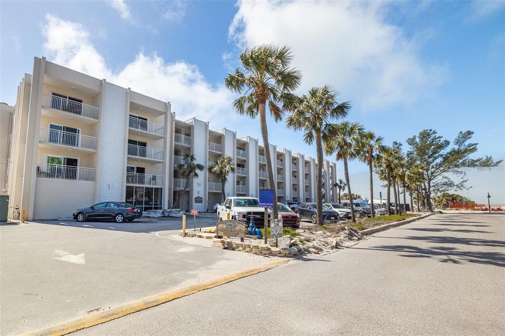 200 1ST AVENUE # 212, ST PETE BEACH, FL 33706 — zdjęcie 3