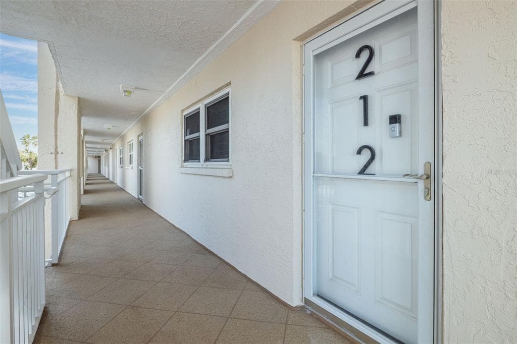 200 1ST AVENUE # 212, ST PETE BEACH, FL 33706 — zdjęcie 4