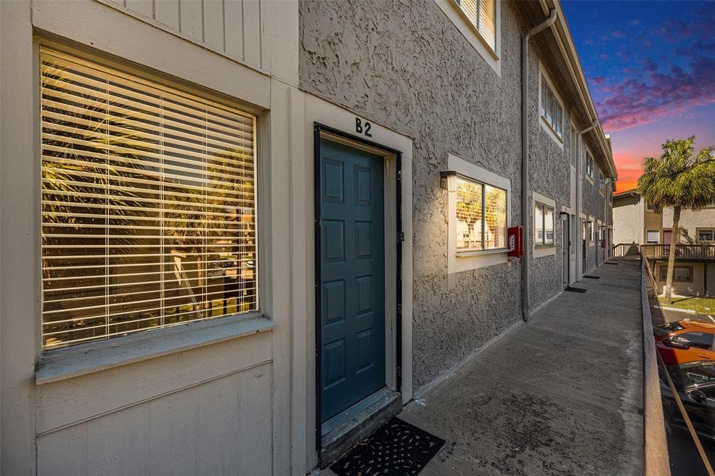 6311 NEWTOWN CIRCLE # 11B2, TAMPA, FL 33615 — zdjęcie 4