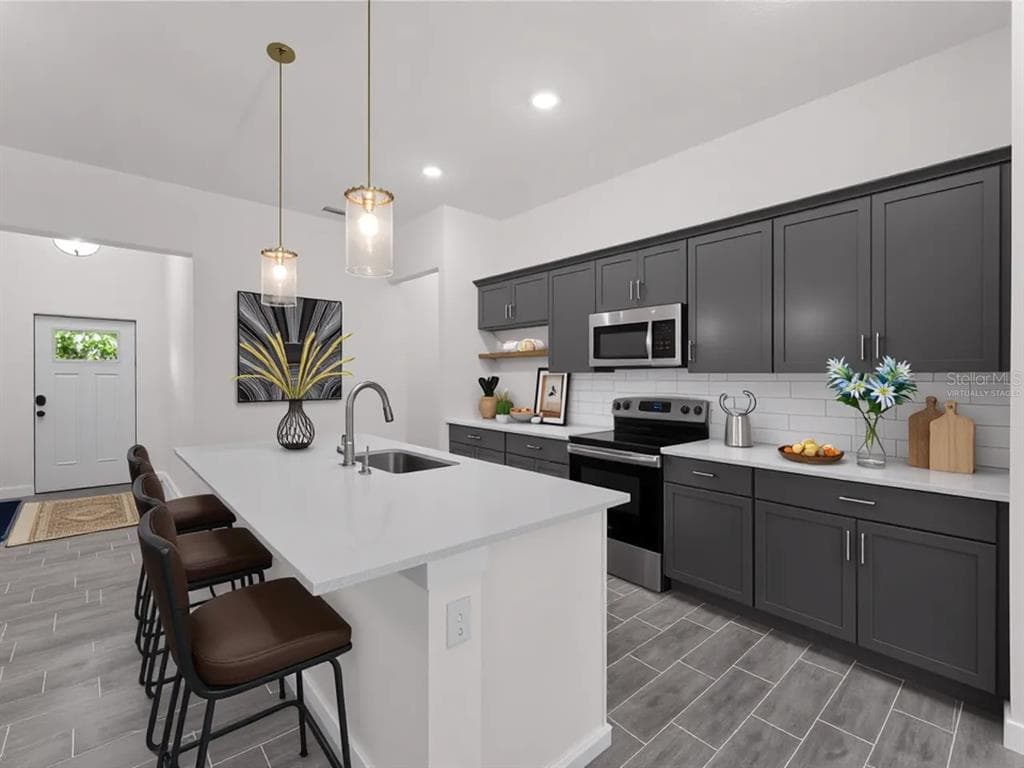 17339 ELMWOOD AVENUE, PORT CHARLOTTE, FL 33948 — zdjęcie 2