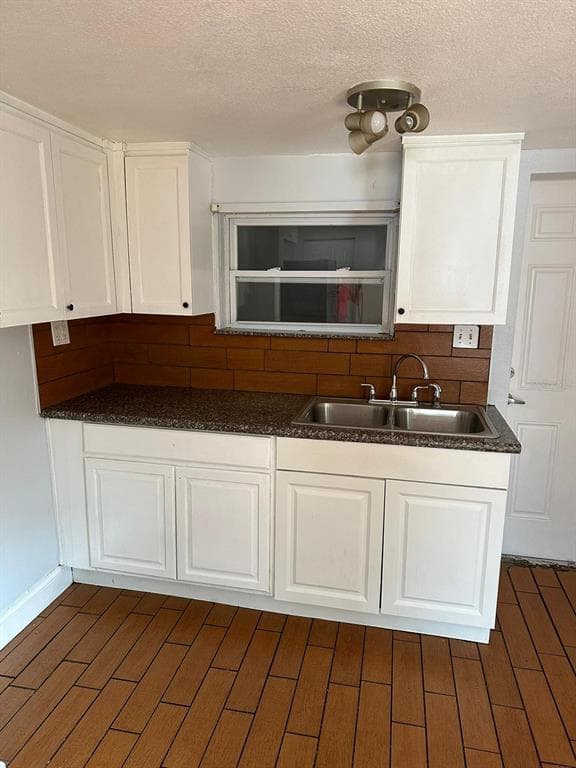 3718 19TH AVENUE S, ST PETERSBURG, FL 33711 — zdjęcie 2