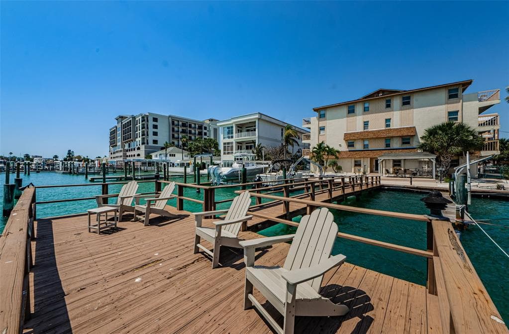 479 E SHORE DR # 8, CLEARWATER, FL 33767