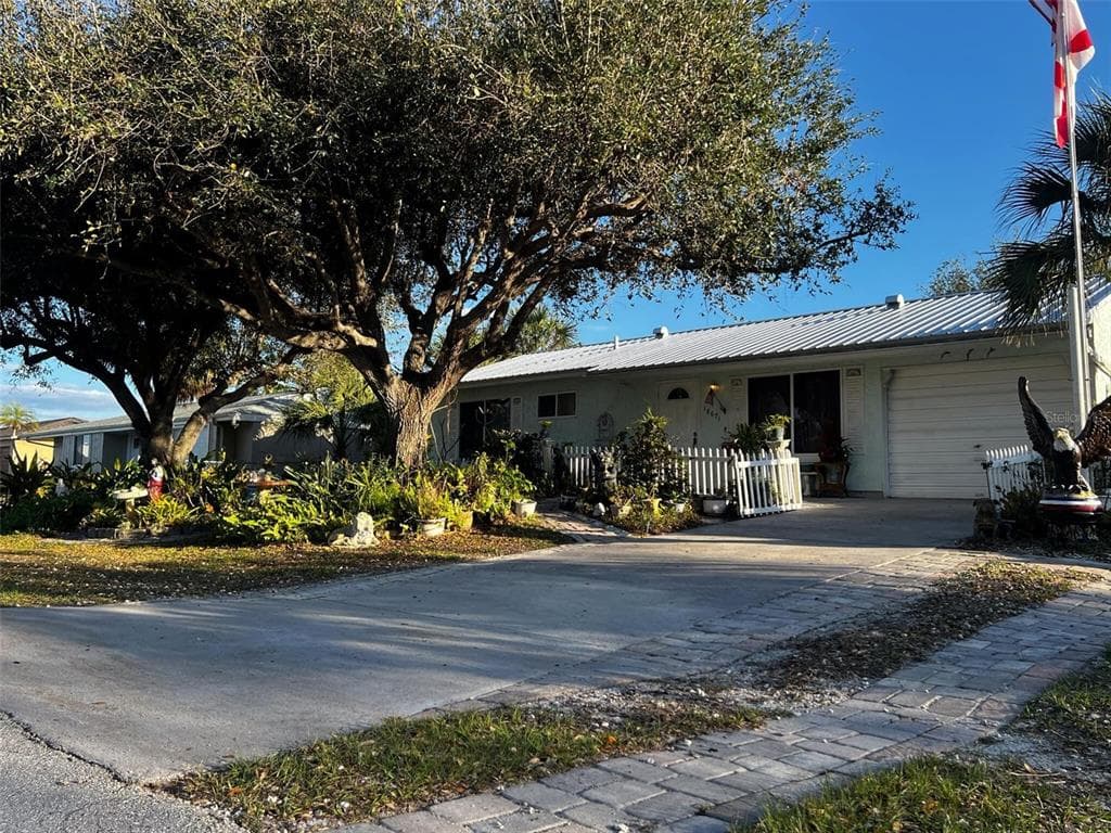 18671 KERRVILLE CIRCLE, PORT CHARLOTTE, FL 33948 — zdjęcie 2