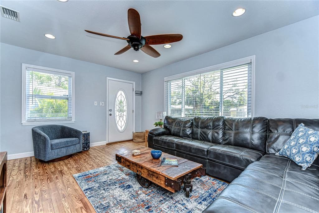1922 55TH STREET S, GULFPORT, FL 33707 — zdjęcie 5