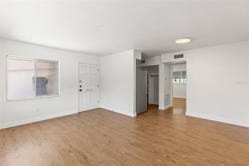250 NW ROSERY ROAD # 314, LARGO, FL 33770 — zdjęcie 4