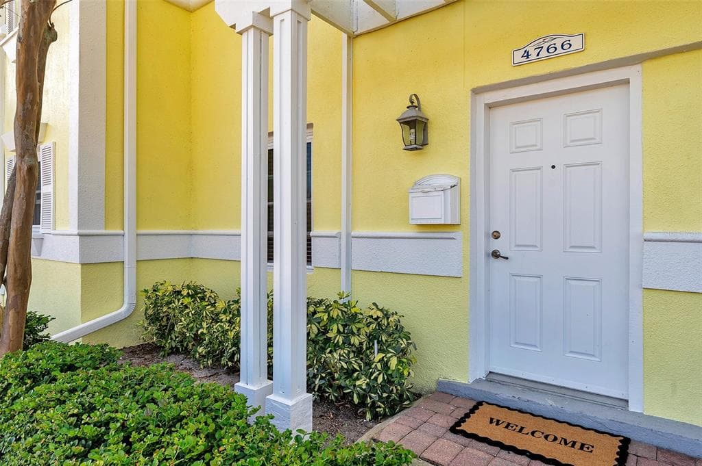 4766 SNOOK DRIVE SE, ST PETERSBURG, FL 33705 — zdjęcie 2