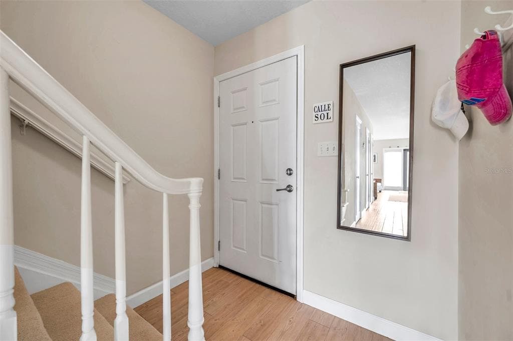 4766 SNOOK DRIVE SE, ST PETERSBURG, FL 33705 — zdjęcie 3