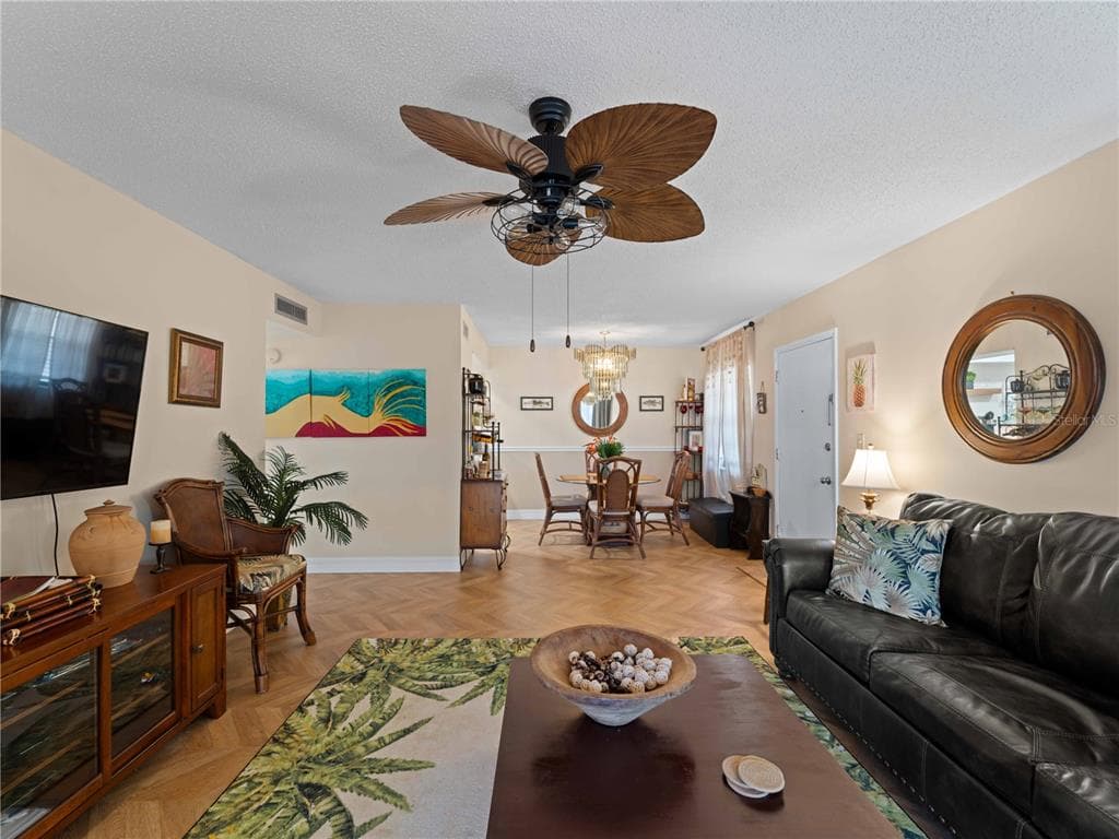 66 BOUNDARY BOULEVARD # 275, ROTONDA WEST, FL 33947 — zdjęcie 5