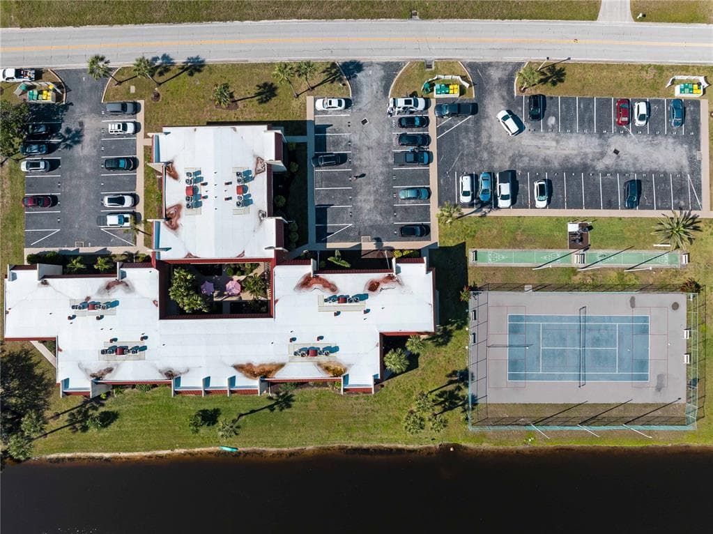 66 BOUNDARY BOULEVARD # 275, ROTONDA WEST, FL 33947 — zdjęcie 4