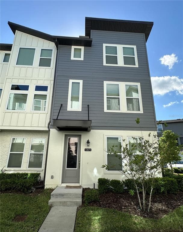 12673 YOSHINO ALLEY, ORLANDO, FL 32827