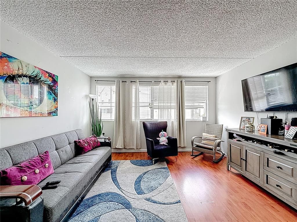 6065 NW 186TH STREET # 312, HIALEAH, FL 33015 — zdjęcie 2
