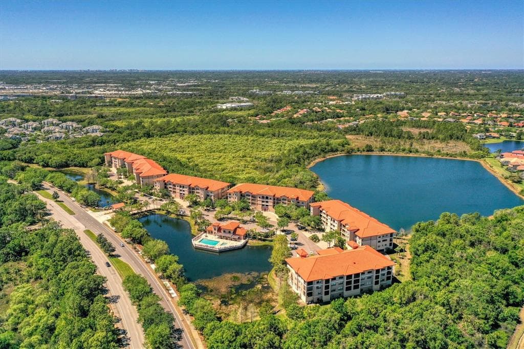 7710 LAKE VISTA COURT # 205, LAKEWOOD RANCH, FL 34202 — zdjęcie 4