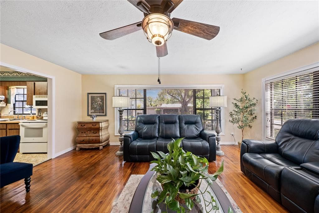 2207 W OHIO AVENUE, TAMPA, FL 33607 — zdjęcie 5