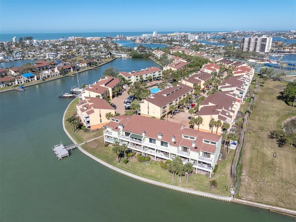 553 HAVEN POINT DRIVE, TREASURE ISLAND, FL 33706 — zdjęcie 4