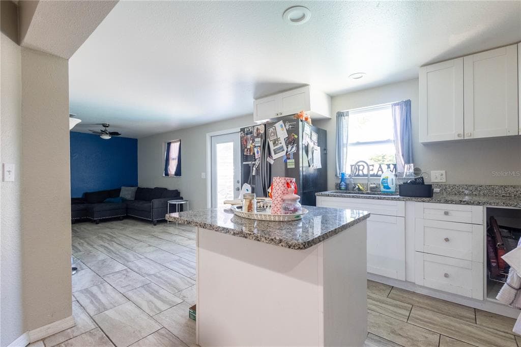 724 TRADEWINDS DRIVE, BRANDON, FL 33511 — zdjęcie 3