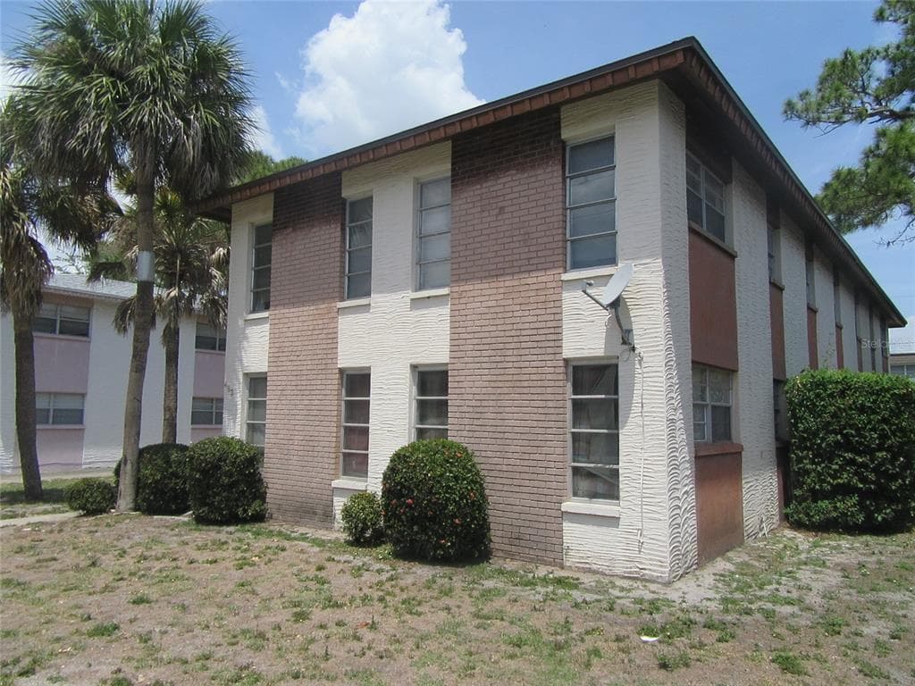 463 76TH AVENUE N # 3, ST PETERSBURG, FL 33702