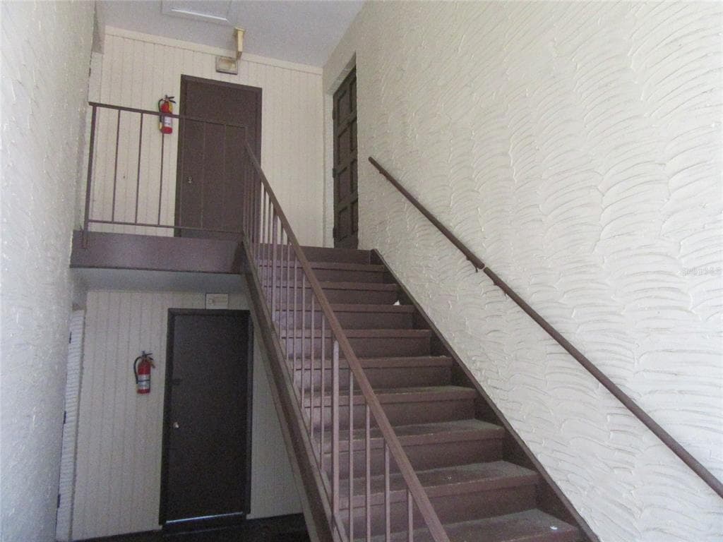 463 76TH AVENUE N # 3, ST PETERSBURG, FL 33702 — zdjęcie 5