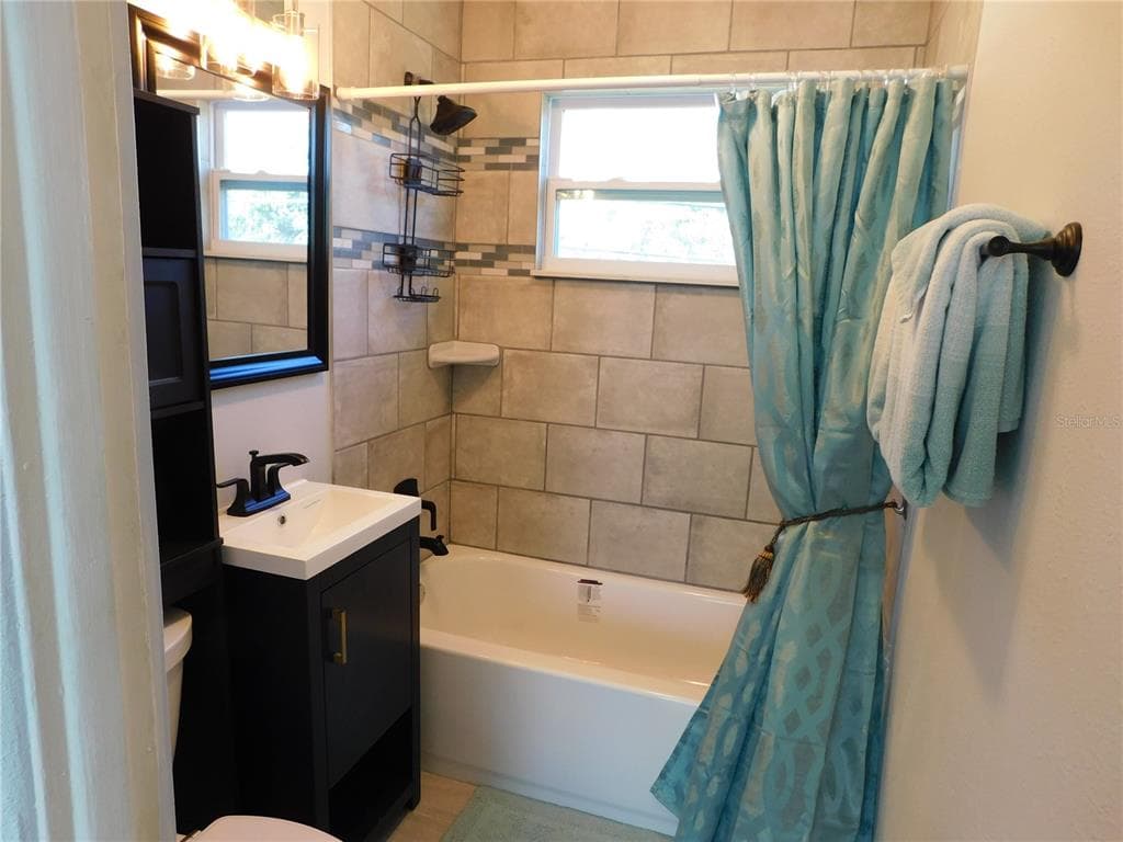 5005.5 5TH AVENUE S, ST PETERSBURG, FL 33707 — zdjęcie 4
