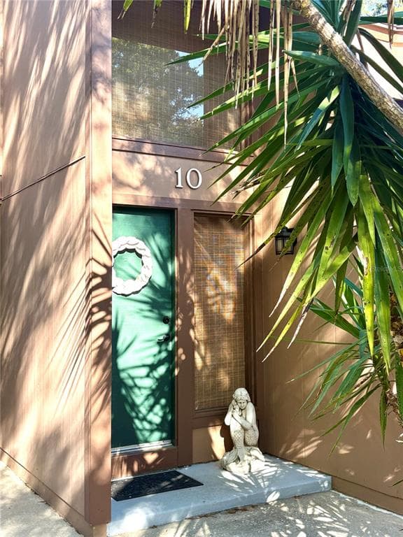 10 OAKMONT COURT # 10, PALM COAST, FL 32137