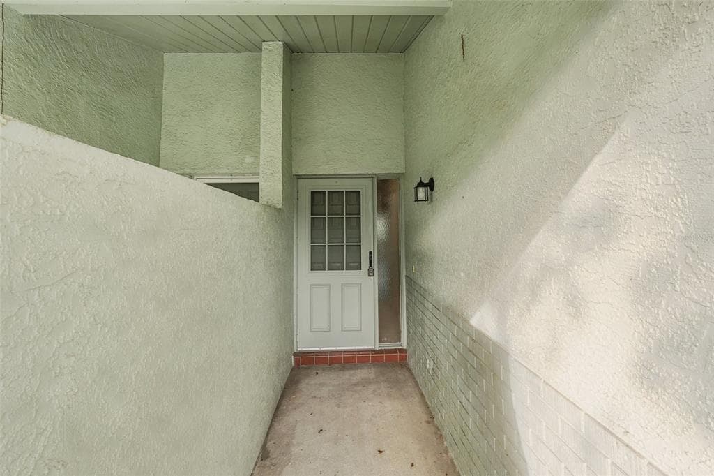2529 LANCASTER DRIVE, SUN CITY CENTER, FL 33573 — zdjęcie 2