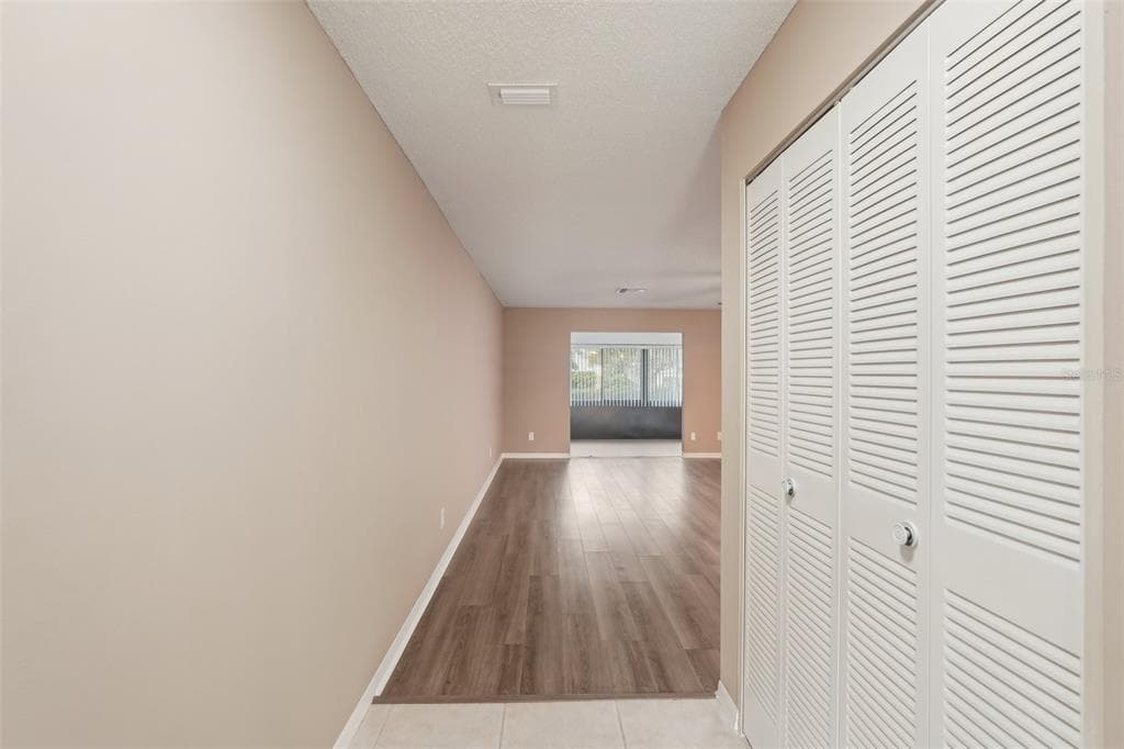 2529 LANCASTER DRIVE, SUN CITY CENTER, FL 33573 — zdjęcie 3