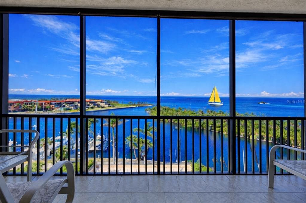 3321 SUNSET KEY CIRCLE # 502, PUNTA GORDA, FL 33955