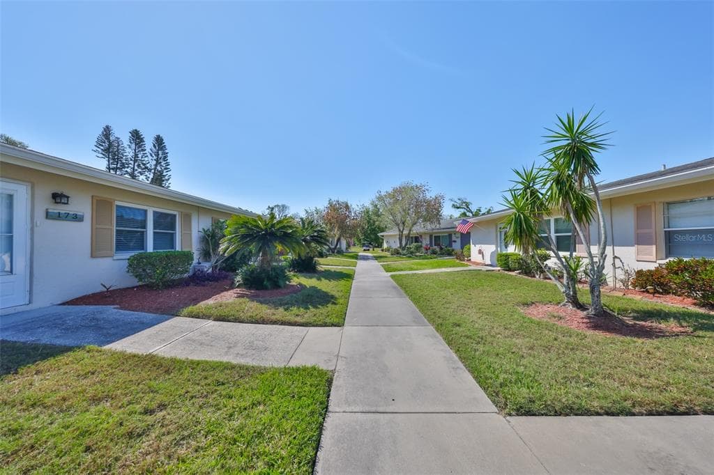 2202 CLUBHOUSE DRIVE # 174, SUN CITY CENTER, FL 33573 — zdjęcie 4
