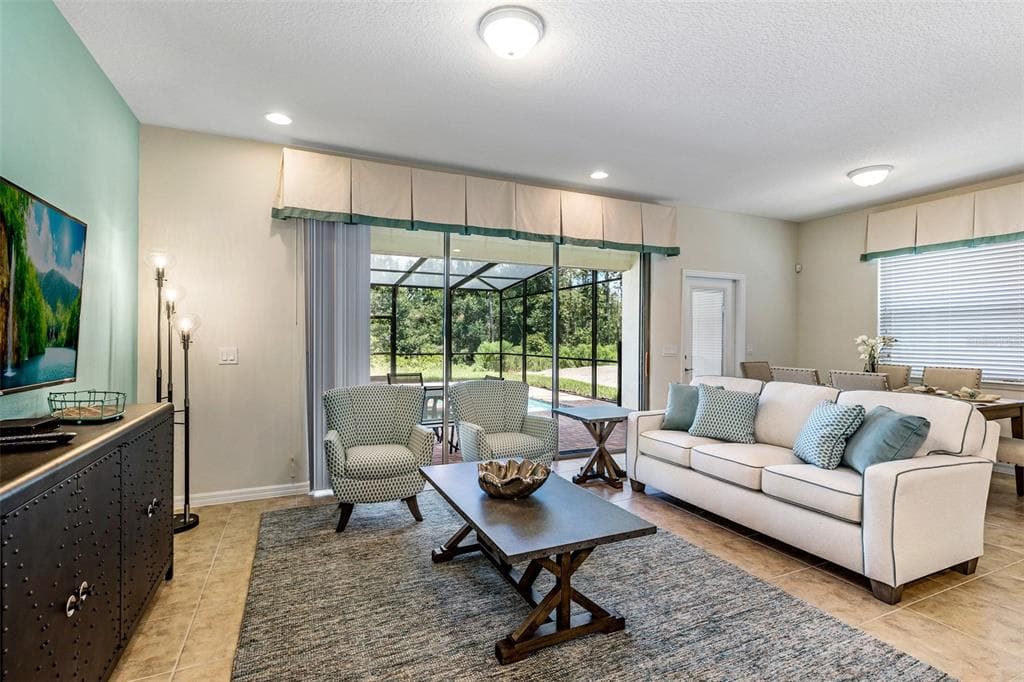 8887 GENEVE COURT, KISSIMMEE, FL 34747 — zdjęcie 4