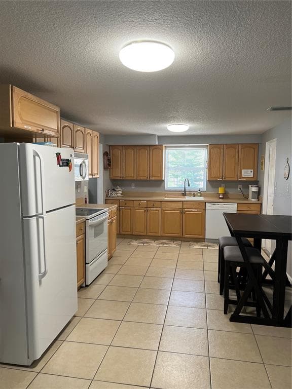 705 CRESTVIEW CIRCLE NW, PORT CHARLOTTE, FL 33948 — zdjęcie 5