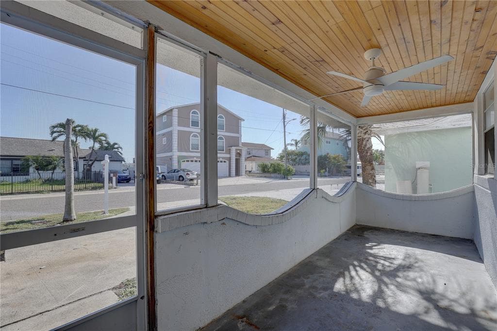 440 S BAYSHORE DRIVE, MADEIRA BEACH, FL 33708 — zdjęcie 5