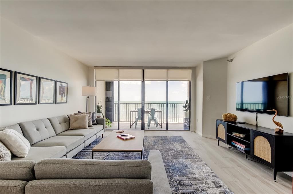 1290 GULF BOULEVARD # 1102, CLEARWATER BEACH, FL 33767 — zdjęcie 4