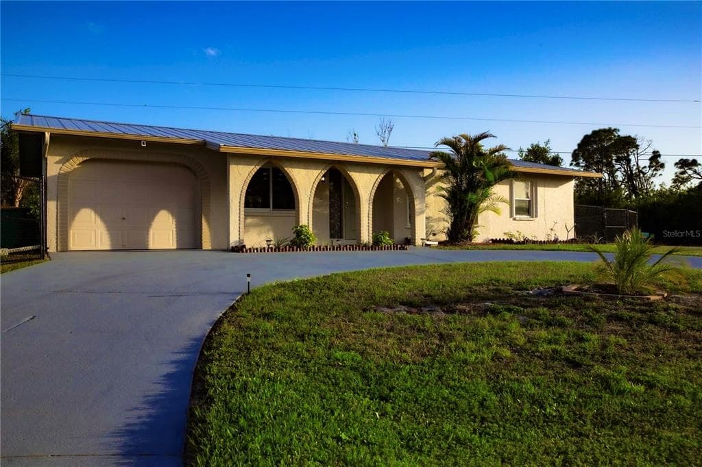 389 MILLPORT STREET NW, PORT CHARLOTTE, FL 33948