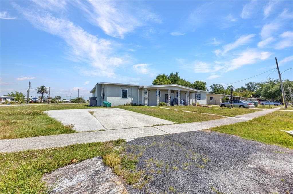 21242 COULTON AVENUE, PORT CHARLOTTE, FL 33952