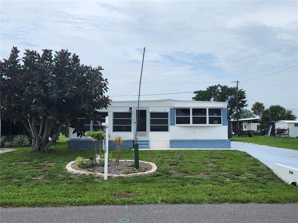 1252 KINGFISHER DRIVE, ENGLEWOOD, FL 34224