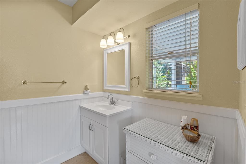 7860 HOLIDAY DRIVE, SARASOTA, FL 34231 — zdjęcie 5