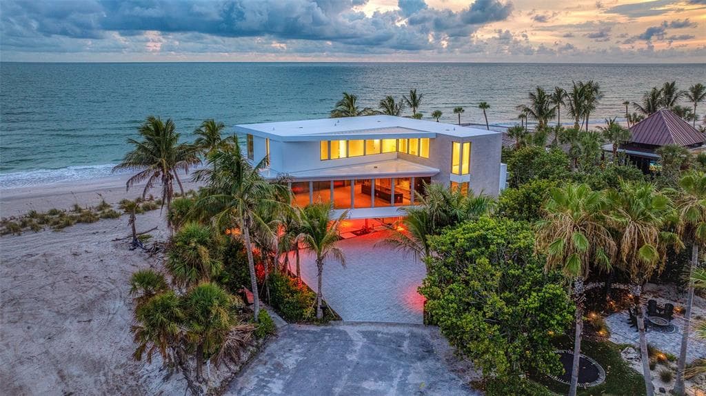 6603 GULFSIDE ROAD, LONGBOAT KEY, FL 34228