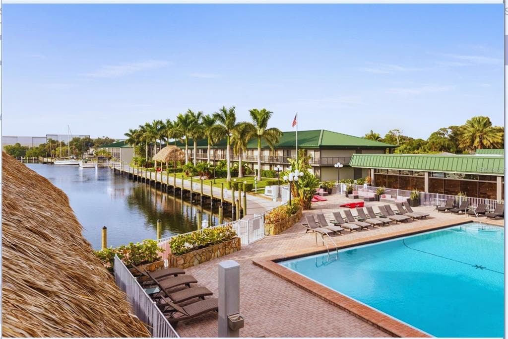 7150 N TAMIAMI TRAIL # S-600, SARASOTA, FL 34243