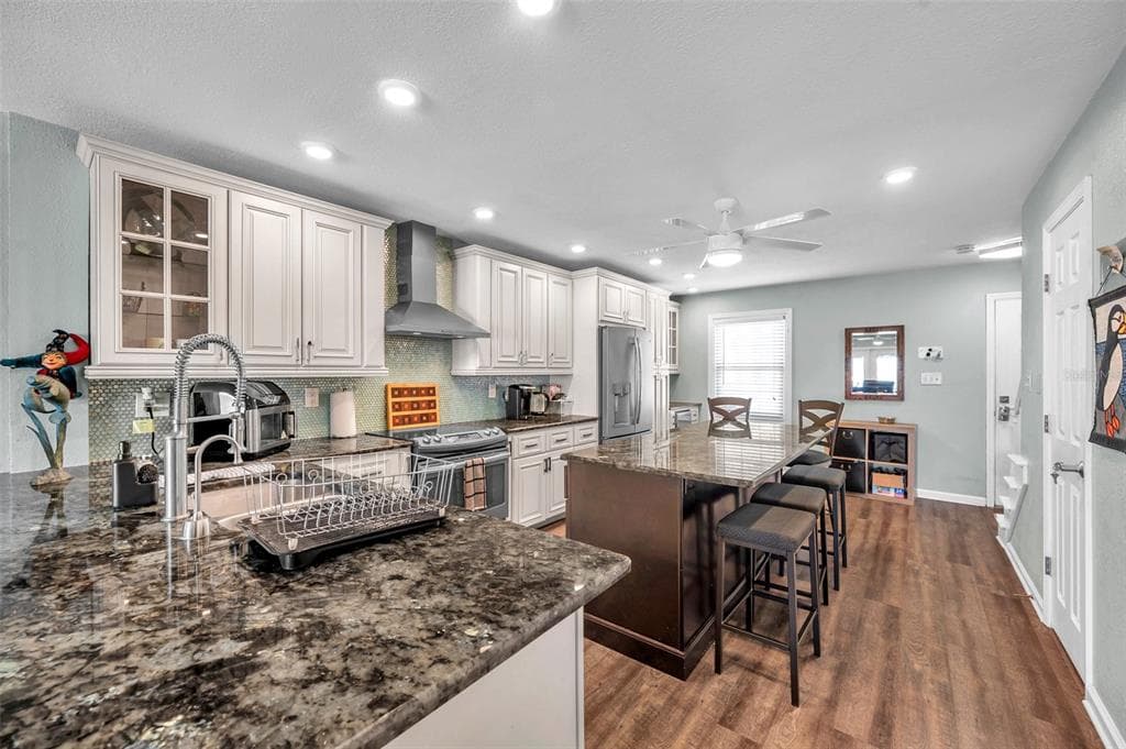 4768 COQUINA KEY DRIVE SE, ST PETERSBURG, FL 33705 — zdjęcie 5