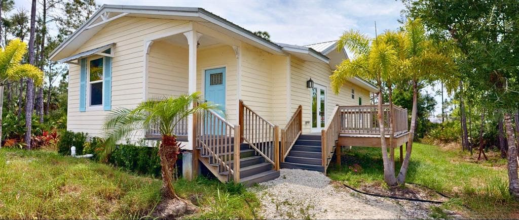 8297 STRASSE BOULEVARD, PUNTA GORDA, FL 33982