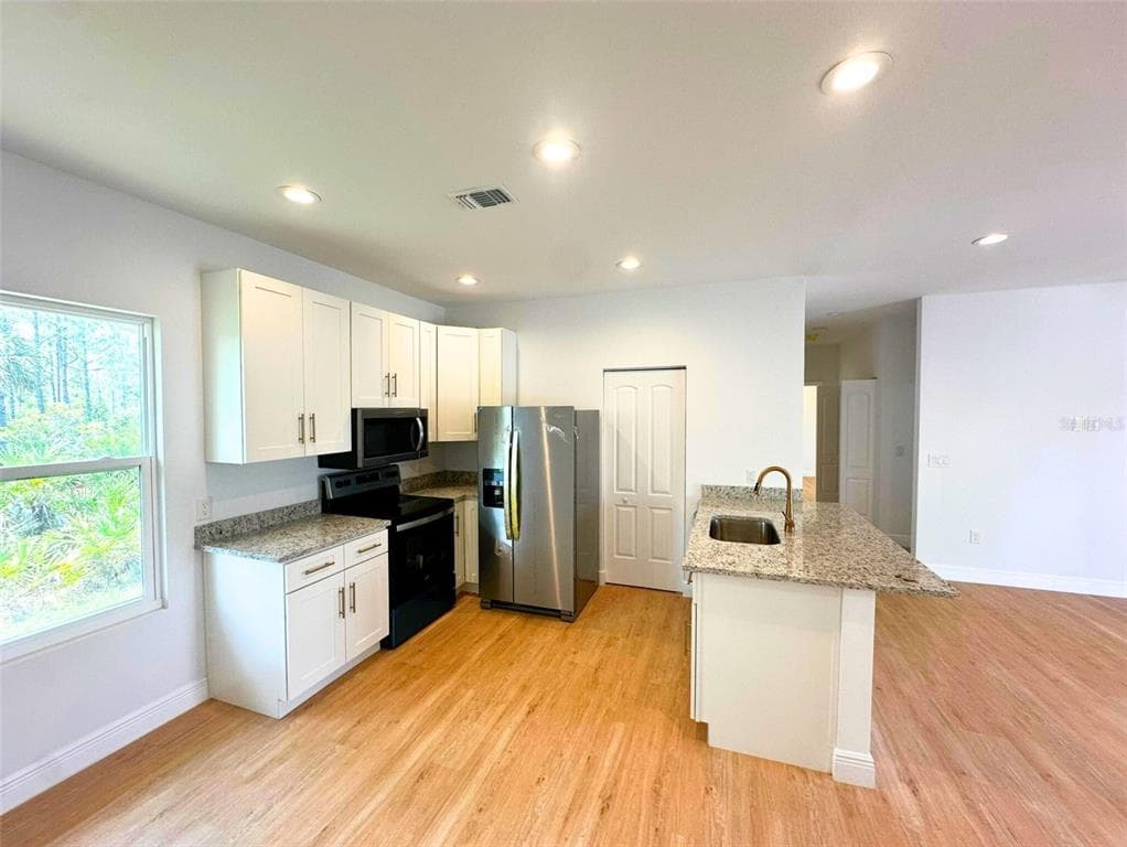 8297 STRASSE BOULEVARD, PUNTA GORDA, FL 33982 — zdjęcie 5