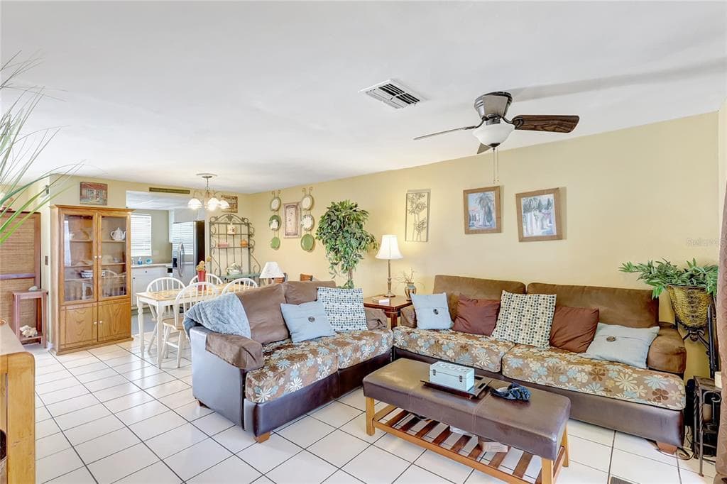 2811 S PINES DRIVE # 15, LARGO, FL 33771 — zdjęcie 4