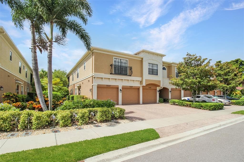 7333 SKYBIRD ROAD, BRADENTON, FL 34209