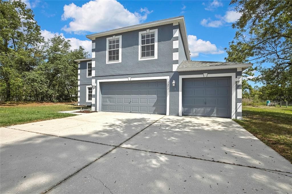 11257 PERSIMMON AVENUE, WEEKI WACHEE, FL 34614