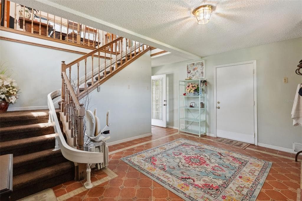 1842 BAYOU GRANDE BOULEVARD NE, ST PETERSBURG, FL 33703 — zdjęcie 4
