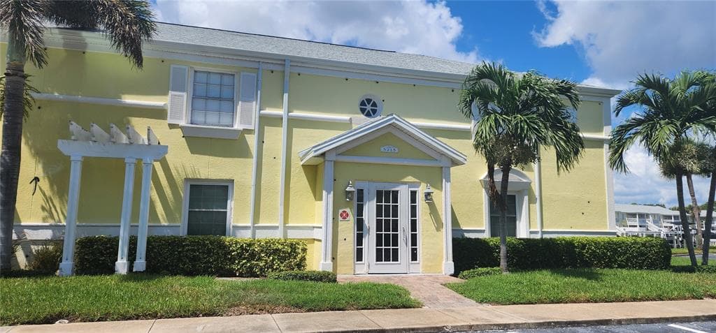 5215 COQUINA KEY DRIVE SE # B, ST PETERSBURG, FL 33705 — zdjęcie 2