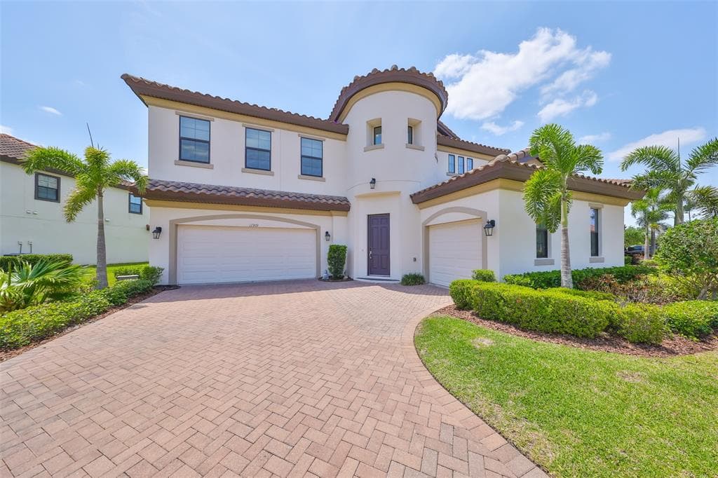 11909 CLIMBING FERN AVENUE, RIVERVIEW, FL 33579